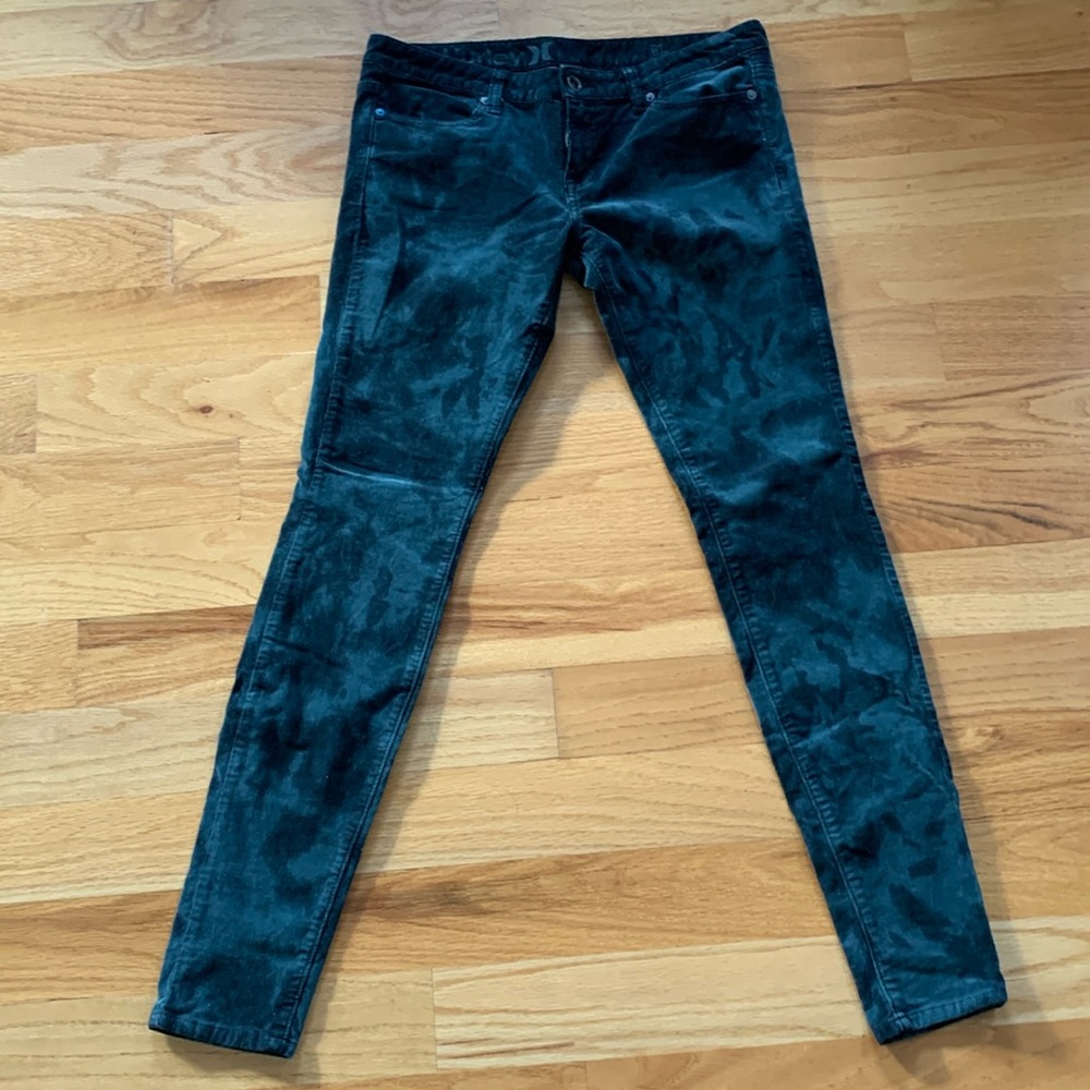 Hurley '81 Skinny corduroy pant jean legging. size 28